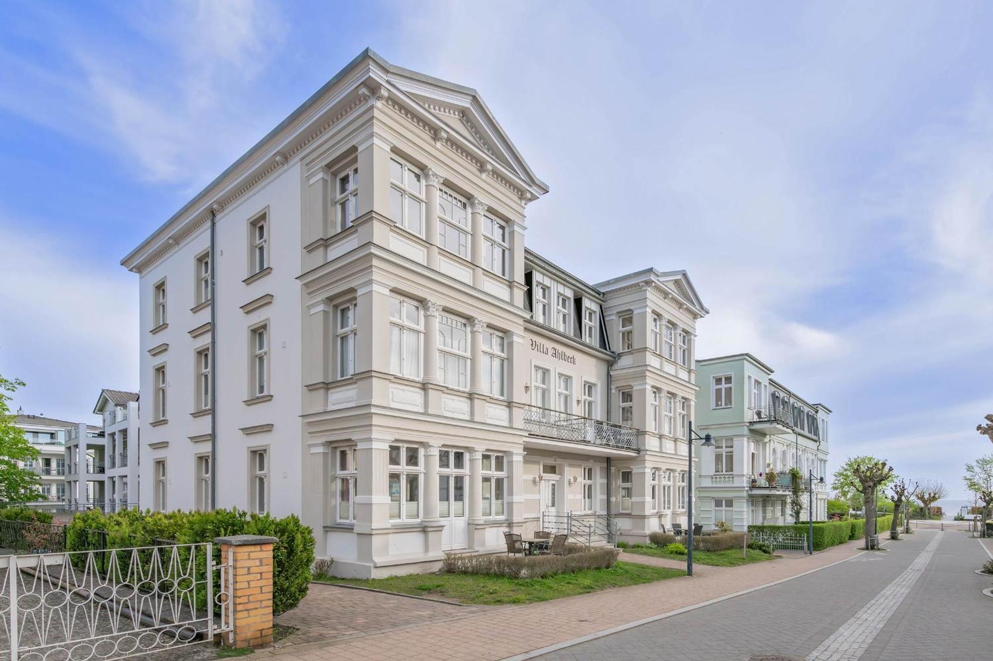 Villa Ahlbeck - Zingst 塞巴特黑灵斯多夫 外观 照片